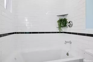 5658 Carberry Ave, Oakland, CA 94609 - Photo 41