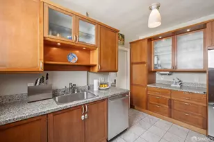 637 Powell St, San Francisco, CA 94108 - Photo 25