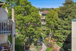 381 Half Moon Ln, Daly City, CA 94015 - Photo 21