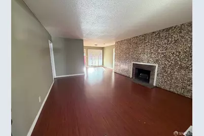 17657 Via Valencia Corner, San Lorenzo, CA 94580 - Photo 3