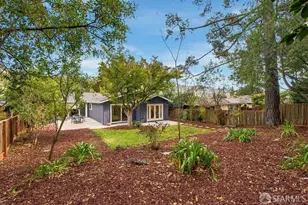 2033 Trafalgar Pl, Oakland, CA 94611 - Photo 41