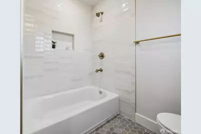 1527 Church Street, San Francisco, CA 94131 - Photo 19