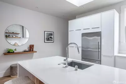 3426 19th Street, San Francisco, CA 94110 - Photo 3
