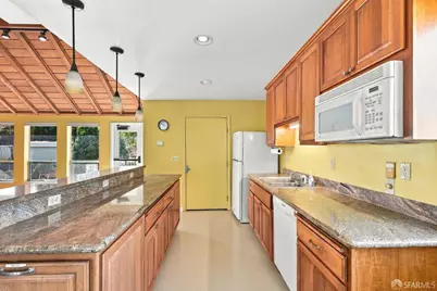 730 Pointe Pacific Drive #3, Daly City, CA 94014 - Photo 37