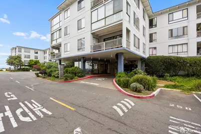 6 Admiral Drive #A387, Emeryville, CA 94608 - Photo 3