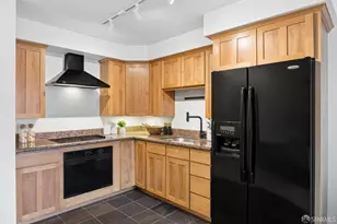 6 Admiral Dr, Emeryville, CA 94608 - Photo 17