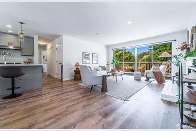 935 Regina Way, Pacifica, CA 94044 - Photo 1