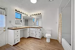 15211 Fitzhugh Rd, Austin, TX 78736 - Photo 3