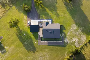402 Rolling Hills Rd, Liberty Hill, TX 78642 - Photo 39