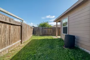 1436 Breanna Ln, Kyle, TX 78640 - Photo 25