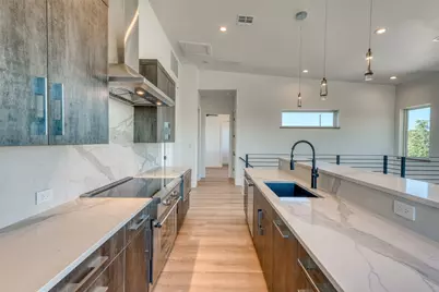 8621 Nina Lane, Jonestown, TX 78645 - Photo 9