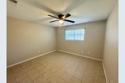 820 S Blanco Street #B, Lockhart, TX 78644 - Photo 17