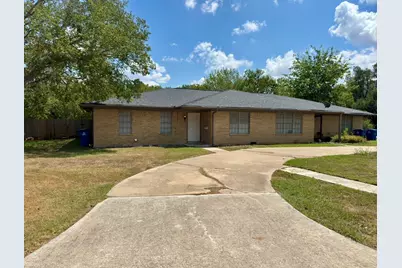 820 S Blanco Street #B, Lockhart, TX 78644 - Photo 1