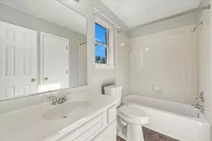 10802 Hastings Ln, Austin, TX 78750 - Photo 17