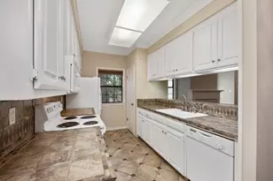 2208 Indian Trail, Austin, TX 78703 - Photo 9