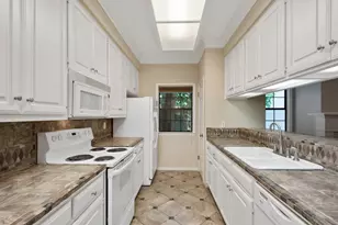 2208 Indian Trail, Austin, TX 78703 - Photo 11