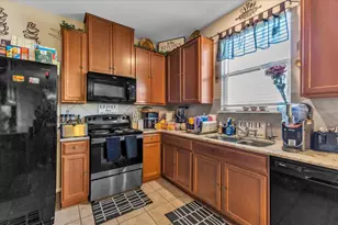 12922 Dwight Eisenhower St, Manor, TX 78653 - Photo 9