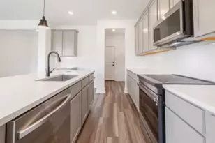 190 Prodigal Wy, Kyle, TX 78640 - Photo 3