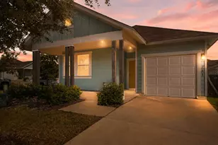 241 E Broade St, Leander, TX 78641 - Photo 1