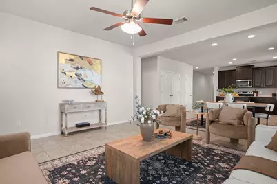 241 E Broade Street, Leander, TX 78641 - Photo 9