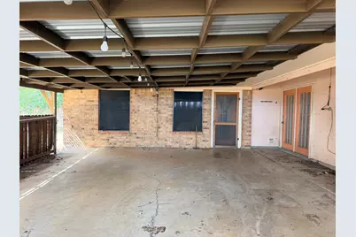 220 Parkview Drive, Luling, TX 78648 - Photo 29
