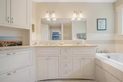 903 E 14th Street, Austin, TX 78702 - Photo 19