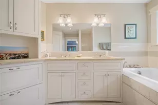 903 E 14th St, Austin, TX 78702 - Photo 19