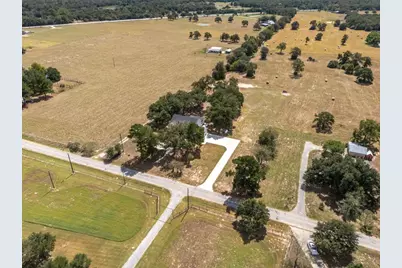 1145 W County Road 415, Lexington, TX 78947 - Photo 29