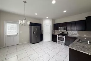 10404 Hatton Ln, Austin, TX 78754 - Photo 9
