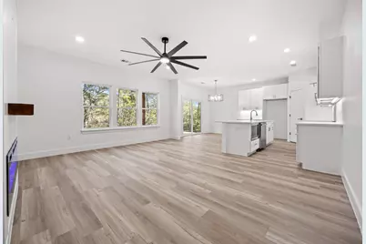 159 Molokini Drive, Bastrop, TX 78602 - Photo 5