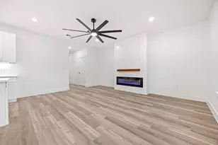 159 Molokini Dr, Bastrop, TX 78602 - Photo 9