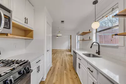 7004 Trendal Lane, Austin, TX 78744 - Photo 11