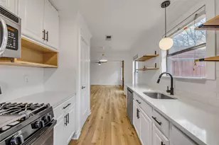 7004 Trendal Ln, Austin, TX 78744 - Photo 11
