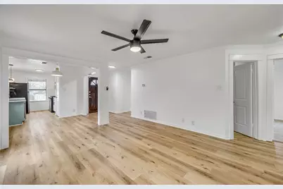 7004 Trendal Lane, Austin, TX 78744 - Photo 5