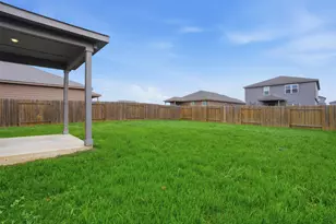 105 Declaration Ln, Liberty Hill, TX 78642 - Photo 23
