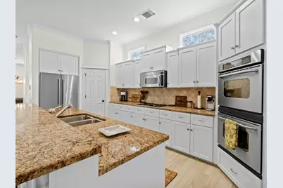 625 Robin Dale Court, Lakeway, TX 78734 - Photo 17