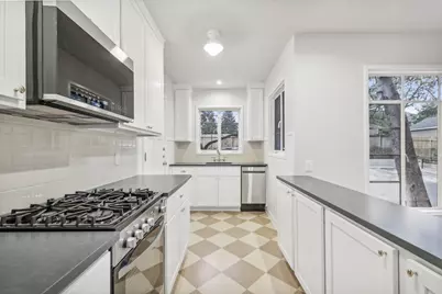 3010 Windsor Road #Unit E, Austin, TX 78703 - Photo 1