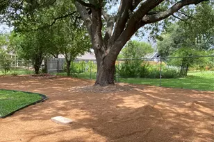 1510 Boffi Cir, Austin, TX 78758 - Photo 15