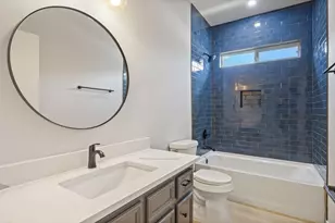1197 Angelina St, Austin, TX 78702 - Photo 33
