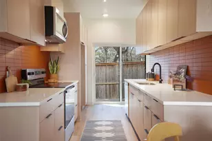 1903 Keilbar Ln, Austin, TX 78745 - Photo 5