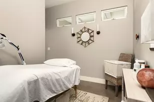 4552 Page St, Austin, TX 78723 - Photo 29