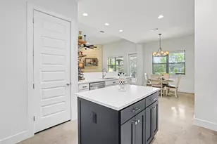 705 Pheasant Mdw, Liberty Hill, TX 78642 - Photo 13