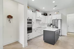 705 Pheasant Mdw, Liberty Hill, TX 78642 - Photo 11