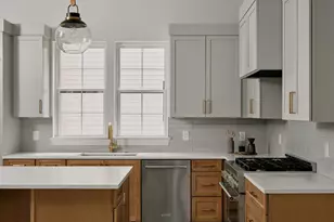 2209 Woodland Ave, Austin, TX 78741 - Photo 17