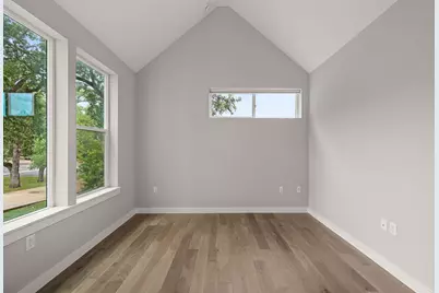3215 Aldwyche Drive, Austin, TX 78704 - Photo 15