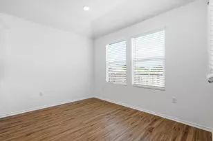 10537 Steinbeck Dr, Austin, TX 78747 - Photo 15
