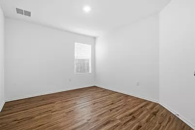 10537 Steinbeck Drive, Austin, TX 78747 - Photo 9