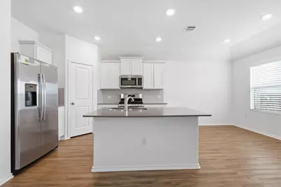 10537 Steinbeck Drive, Austin, TX 78747 - Photo 3