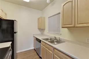 12166 Metric Blvd, Austin, TX 78758 - Photo 9