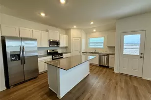 373 Jeffers, Kyle, TX 78640 - Photo 5